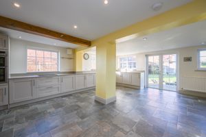 Photo 16- click for photo gallery